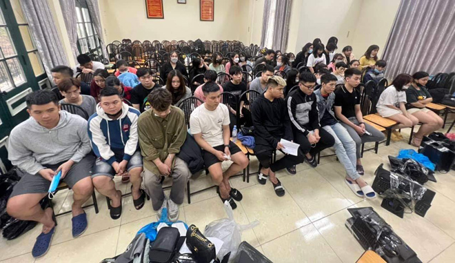 Hơn 300 đối tượng có liên quan đến đường dây cho vay nặng lãi hơn 2.000%/năm.