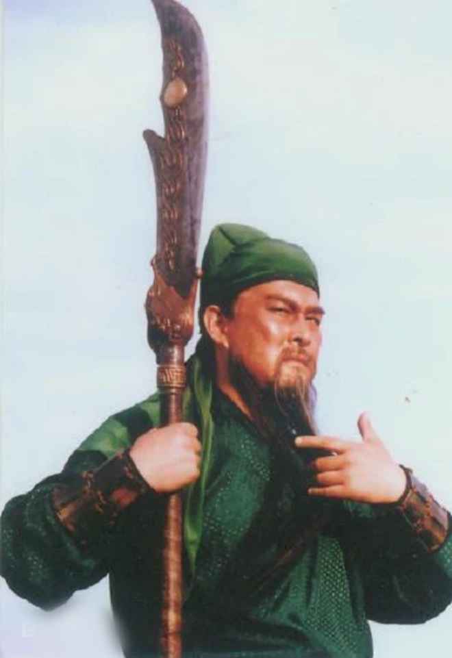 Hình ảnh Thanh Long Yển Nguyệt đao và Quan Vũ trong "Tam Quốc diễn nghĩa".