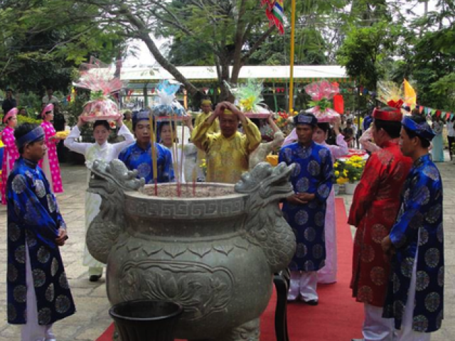 Tin tức trong ngày - Phó Thủ tướng: Xem xét kiến nghị rút lễ giỗ bà Phi Yến ra khỏi danh mục di sản quốc gia