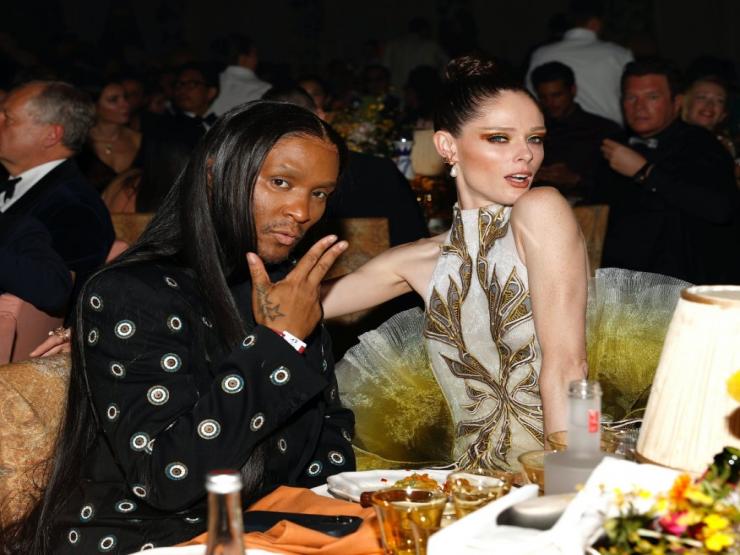 Thời trang - Những thiết kế thảm đỏ lộng lẫy nhất Gala amfAR 2022