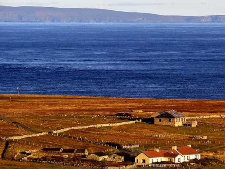 Giáo dục - du học - Ngôi trường có vỏn vẹn 4 học sinh nhưng sẵn sàng chi lương gần 1,8 tỉ cho hiệu trưởng