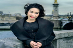 Đời sống Showbiz - Bạo lực học đường: Diva Mỹ Linh bị đánh hội đồng, Đức Phúc-Hari Won bị bắt nạt vì lý do không ngờ