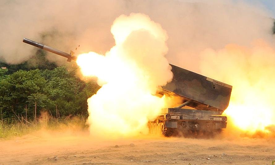 Tên lửa phóng loạt của phương Tây là thứ Ukraine đang rất cần để trang bị cho quân đội (ảnh: CNN)
