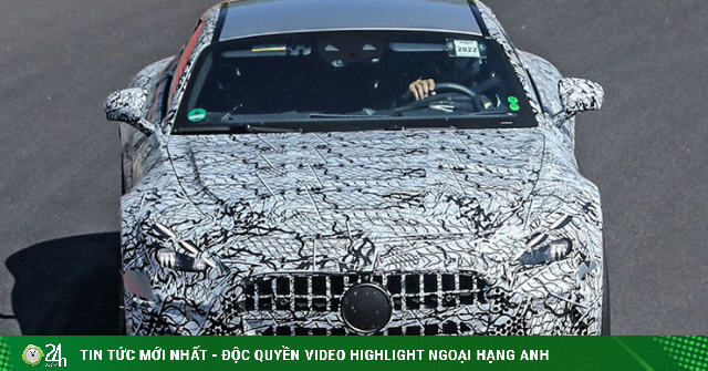 The new generation Mercedes-AMG GT has been tested on the street