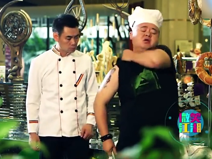 Clip hài hước - Chủ quán hành xử kiểu giang hồ không ngờ gặp phải "giang hồ xịn"