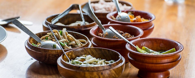 Người dân Bhutan sử dụng Dappa như một bộ dụng cụ&nbsp;để đựng thức ăn khi đi học, đi làm, dã ngoại,… Bên cạnh đó, loại cốc này còn được dùng để làm cả salad và bánh quy.&nbsp;
