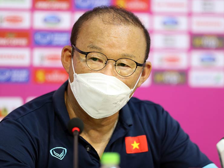 Bóng đá - Họp báo ĐT Việt Nam đấu Afghanistan: HLV Park Hang Seo đánh giá về các tân binh