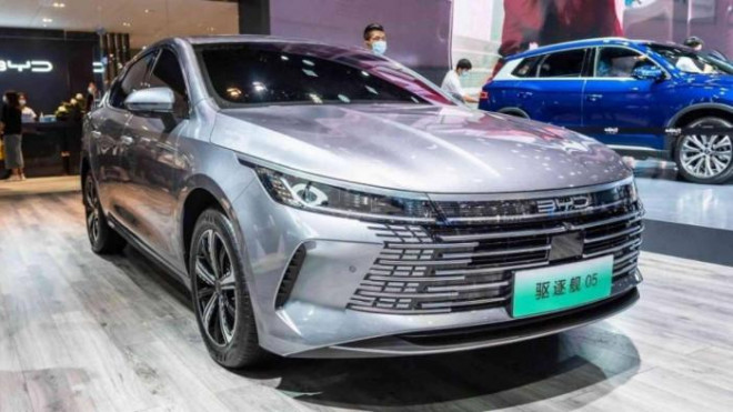 Mẫu sedan hạng C này xuất hiện tại triển lãm ô tô Quảng Châu tháng 11/2021