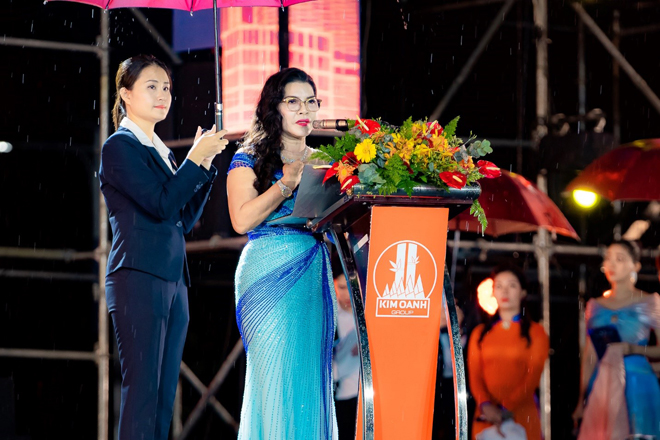 Quà tặng hàng chục tỷ đồng đã tìm được chủ nhân trong sự kiện tri ân khách hàng Century City - 10