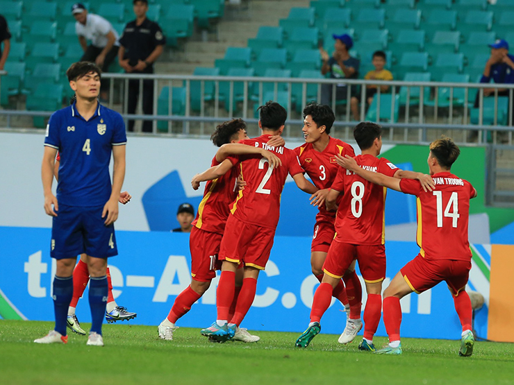 U23 Việt Nam ”phủ đầu” U23 Thái Lan ngay giây 17, bàn thắng nhanh nhất giải