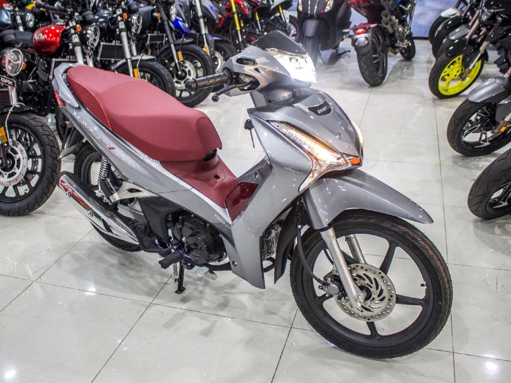 Thế giới xe - Future 125i nhập Thái tiết kiệm xăng hơn bản tại Việt Nam