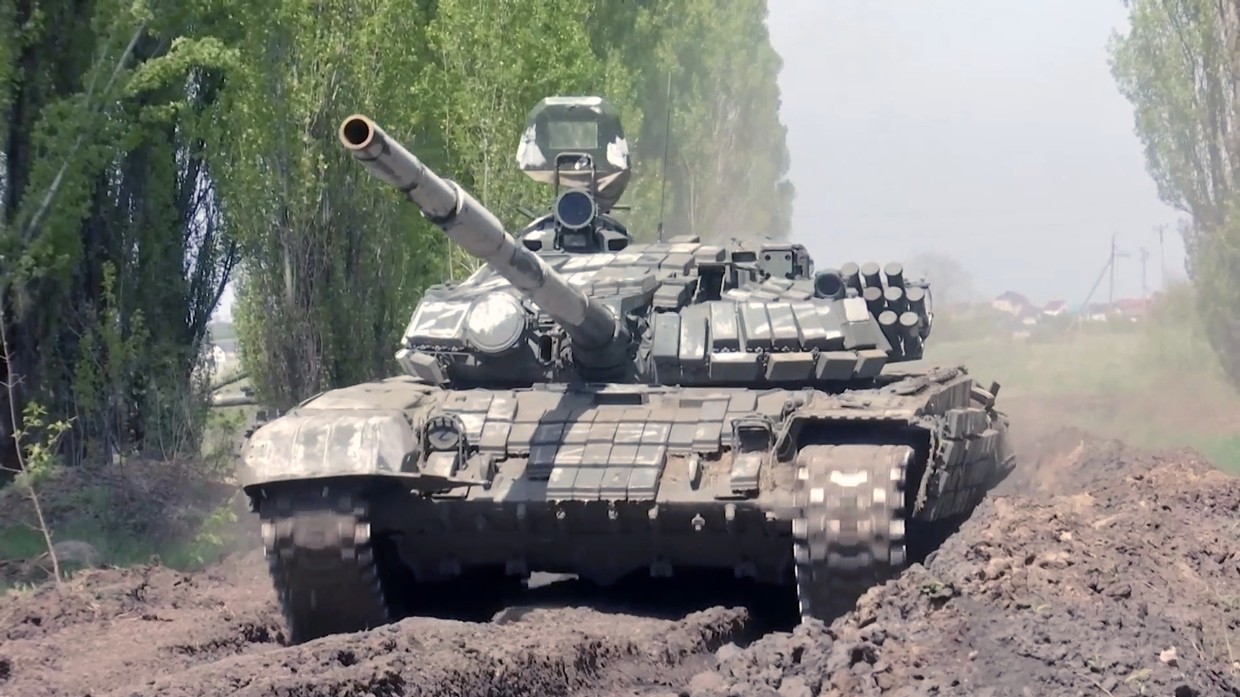 Một xe tăng Nga tham gia chiến dịch quân sự ở Ukraine.