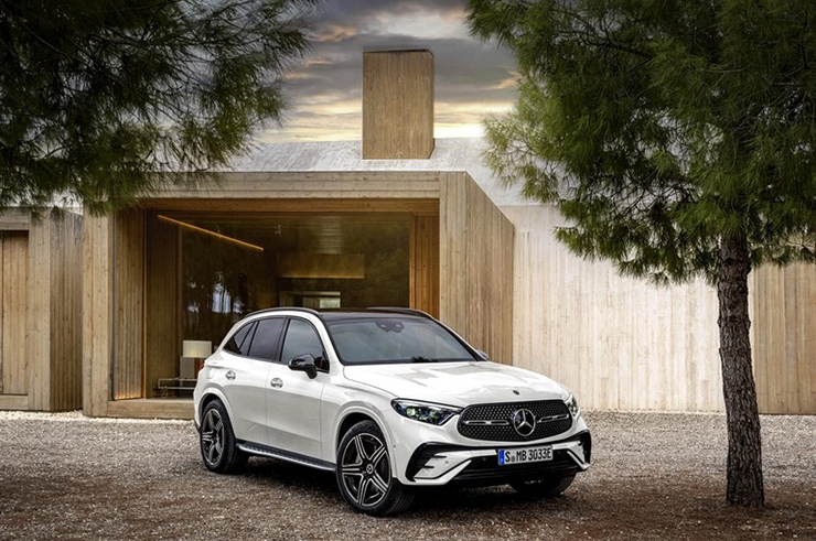 Ra mắt Mercedes-Benz GLC 2023, tăng kích thước và thêm nhiều công nghệ - 1