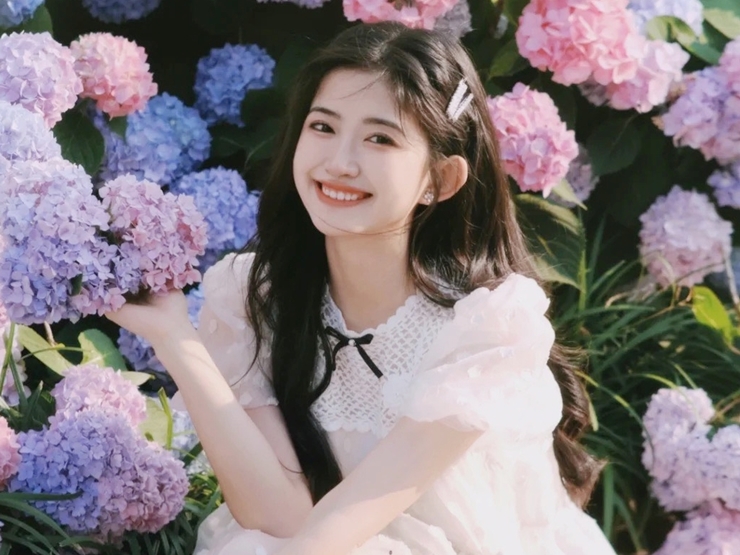 Bạn trẻ - Cuộc sống - 4 chòm sao có tài vận tốt trong tháng 6