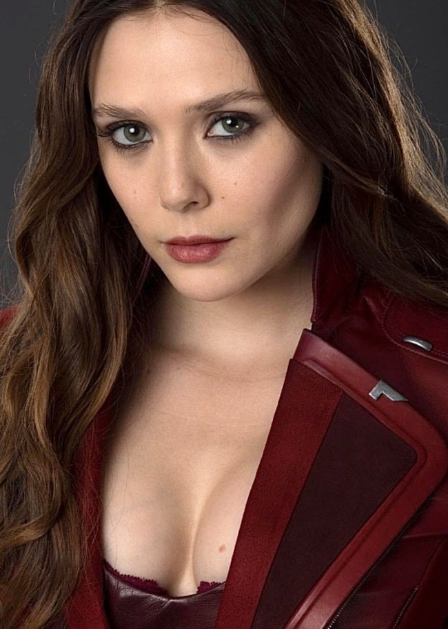 Elizabeth Olsen nổi tiếng với vai phù thủy Wanda/Scarlet Witch. Người đẹp sinh năm 1989 này nắm trong tay nhiều vai diễn nặng ký.
