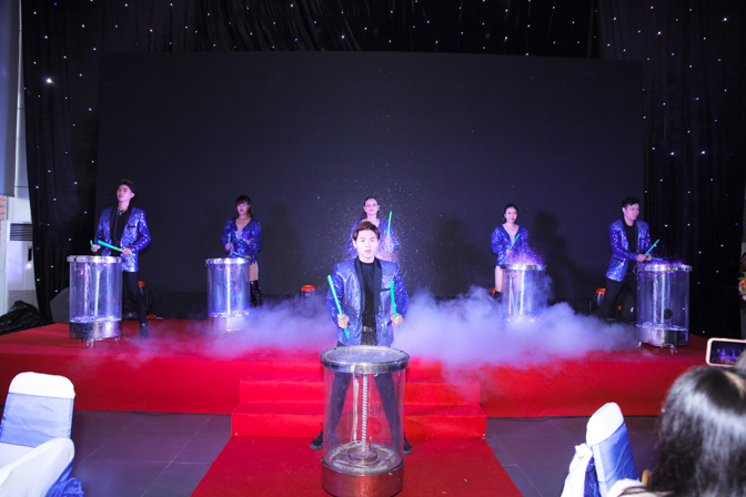 Tiết mục ca múa nhạc đặc sắc