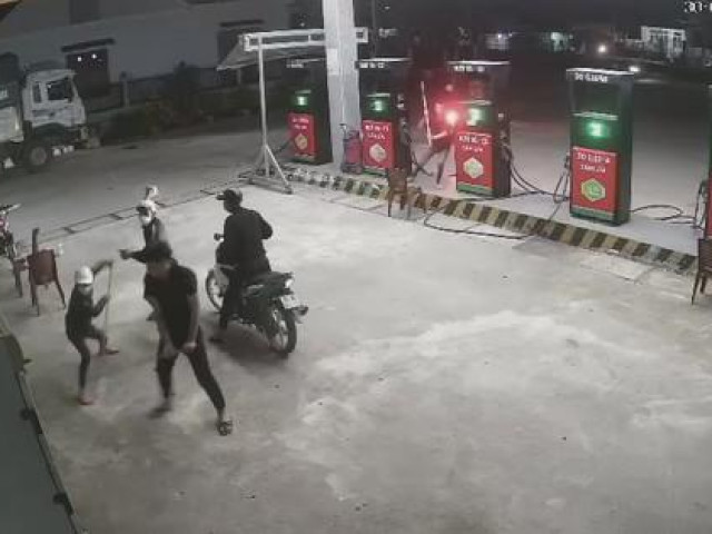 Pháp luật - Cả chục thanh niên đâm chém 1 người khiến dư luận ở Bình Thuận xôn xao