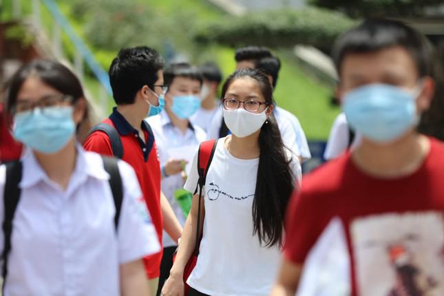 Vì sao Hải Phòng miễn học phí, các địa phương dự kiến tăng gấp nhiều lần? - 1