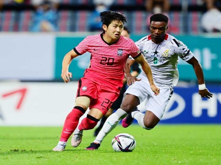 Bóng đá - U23 Việt Nam cần dè chừng "vũ khí bí mật" của U23 Hàn Quốc (Clip Tin nóng 24h)