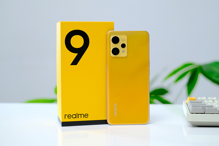 Realme 9 4G.