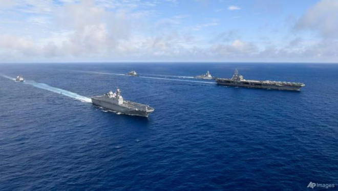 Cuộc tập trận chung giữa Mỹ và Hàn Quốc có sự tham gia của tàu sân bay USS Ronald Reagan. Ảnh: AP