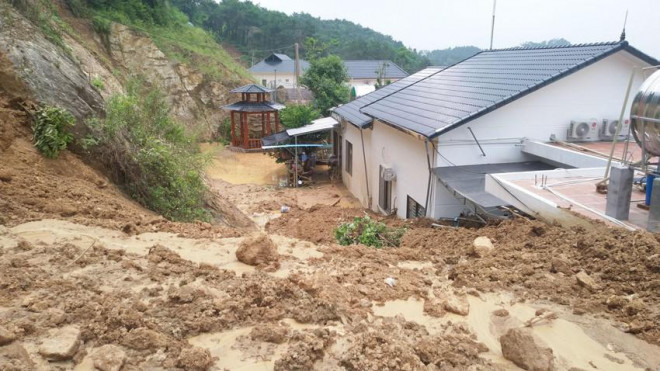 Khu vực xảy ra vụ sạt lở, sập tường nhà ở Vĩnh Phúc. Ảnh: PHI HÙNG