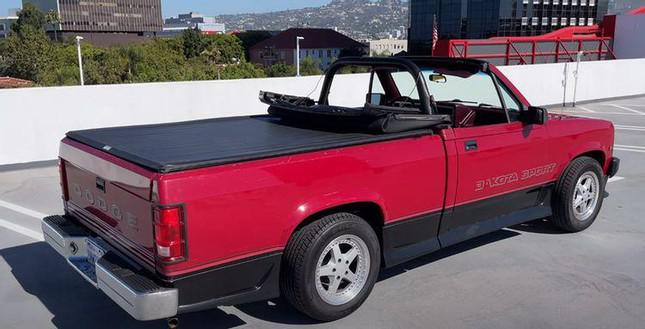 8 mẫu bán tải kỳ lạ nhất từng được sản xuất - 15