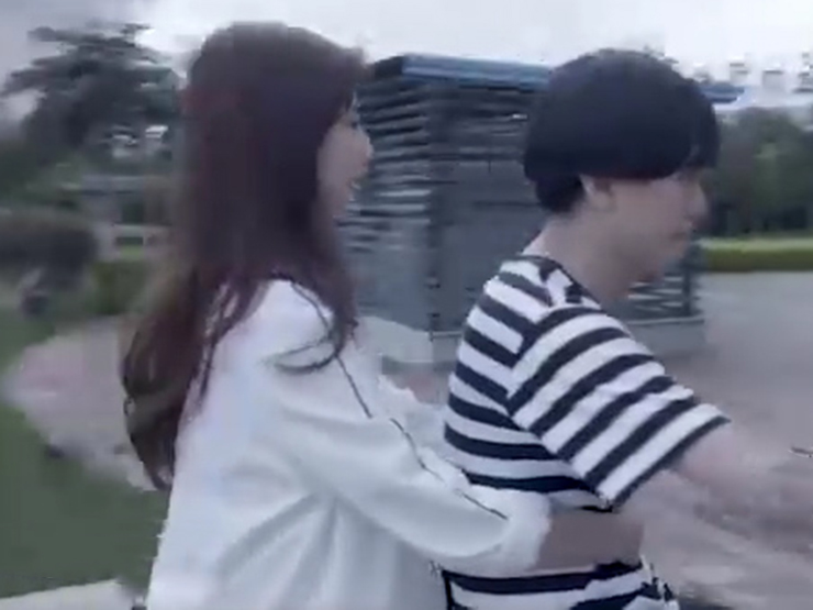 Clip hài hước - Thời nay các chàng trai thật thà thường dễ bị "ế"