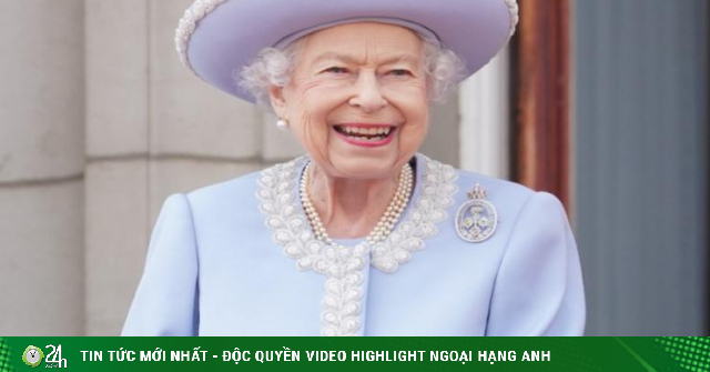 Queen Elizabeth’s secret aristocratic dress in the Platinum ceremony-Fashion Trends