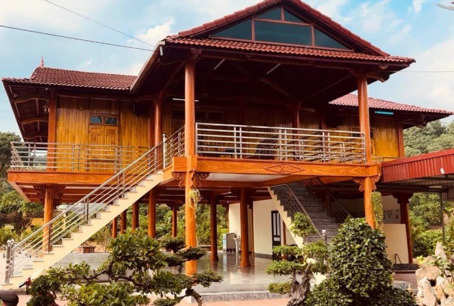 Trước cưới Mạc Văn Khoa và vợ đã "an cư": Nhà quê to nhất vùng, đi thuê nhà 50 tỷ - 2