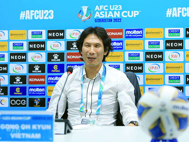 Bóng đá - "Kỳ lạ" cách HLV Gong Oh Kyun của U23 Việt Nam phản ứng ở cuộc họp báo
