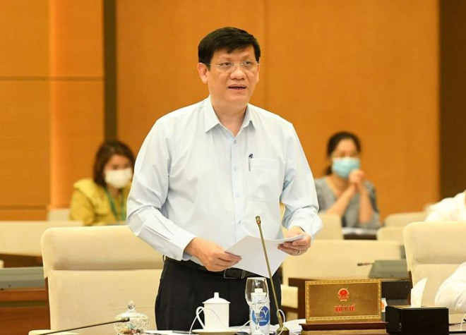 Bộ trưởng Bộ Y tế Nguyễn Thanh Long phát biểu tại một cuộc họp - Ảnh: Nguyễn Nam
