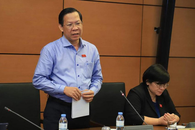 Chủ tịch UBND TP.HCM Phan Văn Mãi phát biểu tại tổ đại biểu Quốc hội TP.HCM. Ảnh: QH