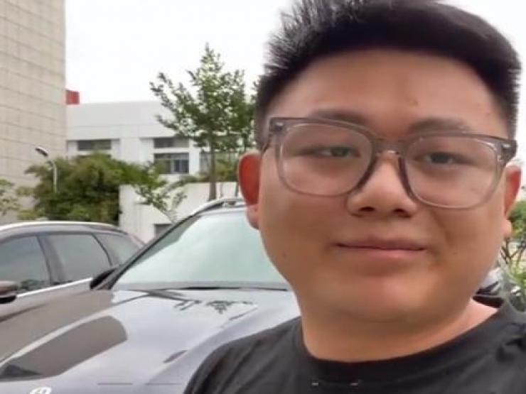 Kinh doanh - Xôn xao clip công ty phá sản, doanh nhân trẻ "bán tháo" xe sang trả lương nhân viên