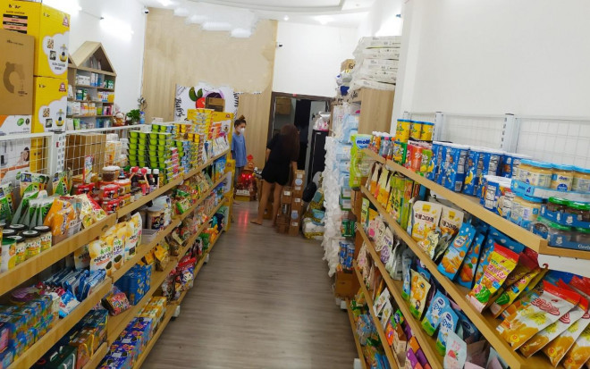 Lô hàng 22 sản phẩm thực phẩm chức năng Vitamin các loại hiệu Biosiland, Healthy Care, loại 60 viên/hộp, xuất xứ: Úc, có giá trị hàng hóa gần 10 triệu đồng.