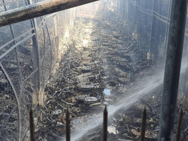 Traffic police of Ho Chi Minh City police informed about the fire of the evidence parking lot in Thu Duc City - 1