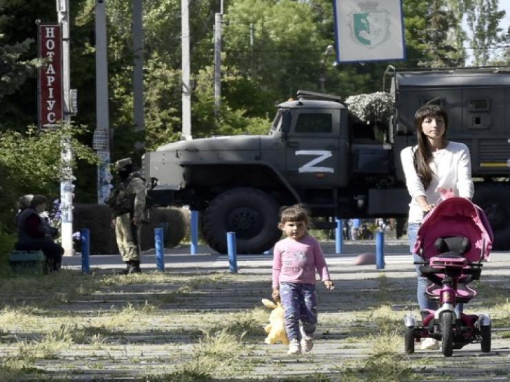 Thế giới - Nếu sáp nhập hai tỉnh miền nam Ukraine, Nga hưởng lợi ra sao?