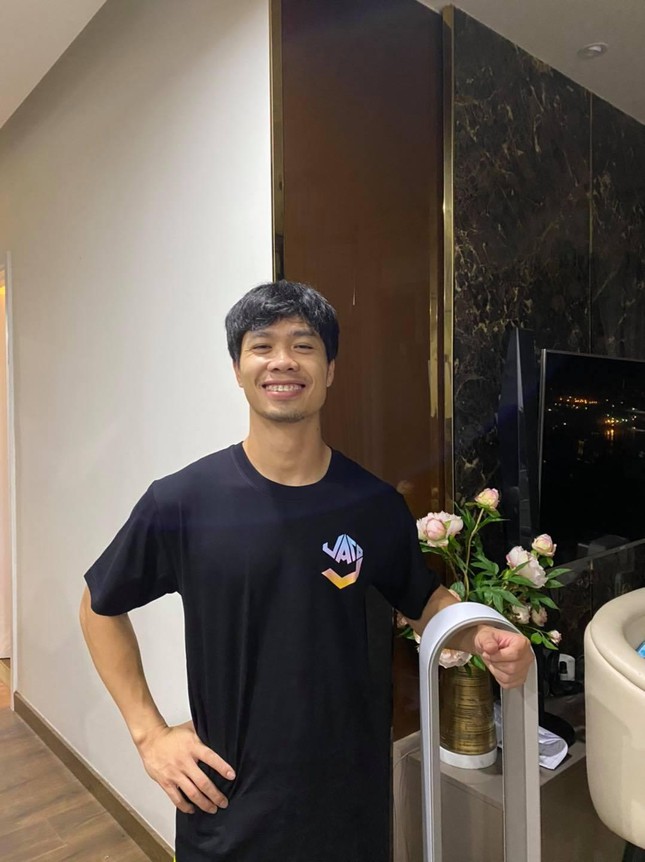 Tông màu chủ đạo được kết hợp hài hòa khiến căn nhà của Công Phượng trở nên trẻ trung.