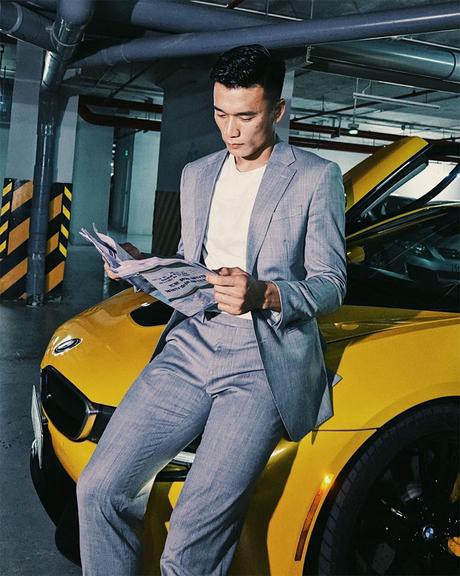 Anh chàng từng gây chú ý khi sở hữu chiếc BMW i8 biển tứ quý 6 có giá khoảng 7 - 8 tỷ đồng.