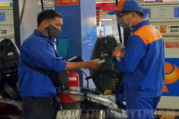 Thị trường - Tiêu dùng - Giá xăng dầu hôm nay 8/6: Tiếp tục đứng ở mức cao trước dự báo mới về giá dầu