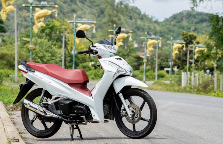 Sốc Giá bán Honda Wave 125i nhập Thái tiến sát 100 triệu đồng