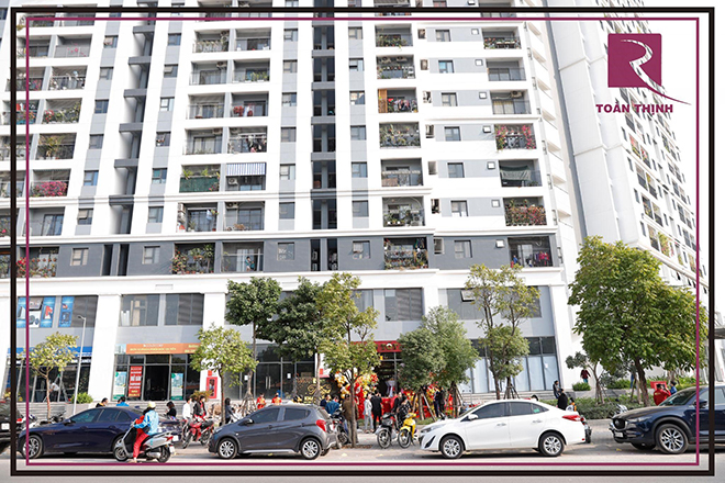 Cơ sở cửa hàng Rượu vang Toàn Thịnh tại Long Biên, Hà Nội