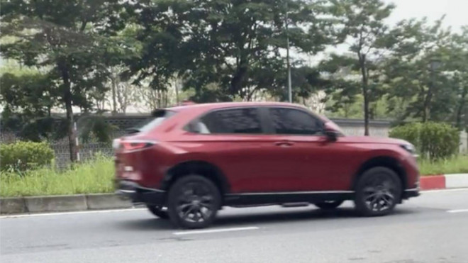 Honda HR-V bị bắt gặp đang chạy thử tại Việt Nam