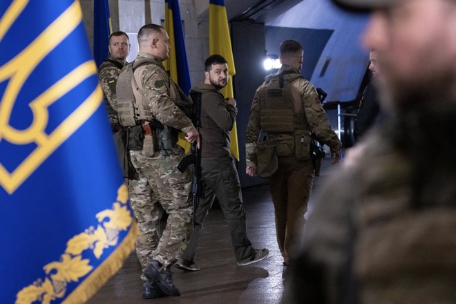 Mỹ không biết rõ các chiến lược của Tổng thống Ukraine Zelensky ở vùng Donbass.