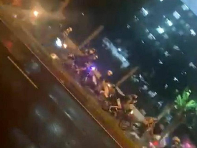 Pháp luật - Nam sinh TP.HCM bất ngờ bị nhóm người lạ đuổi chém đứt ngón tay