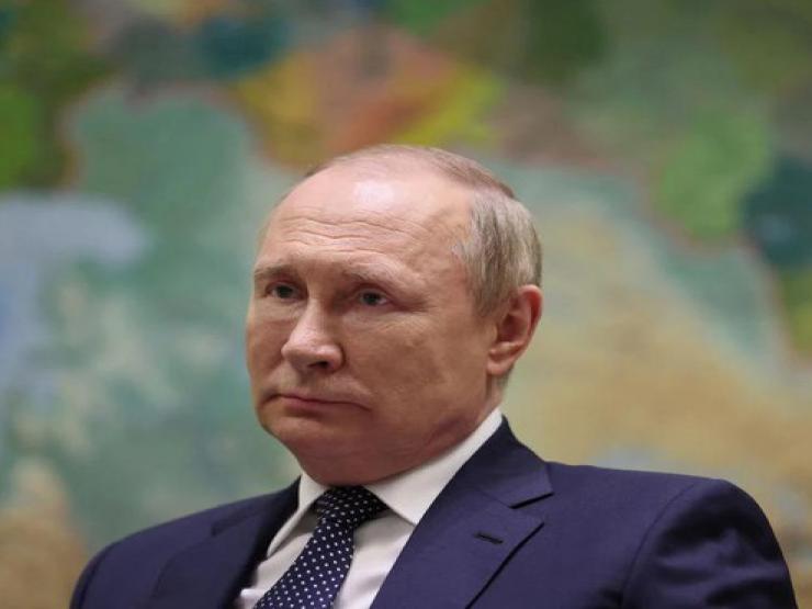 Báo Nga: Ông Putin tuyên bố vũ khí Mỹ ở Ukraine bị 'bóp vụn như hạt dẻ'