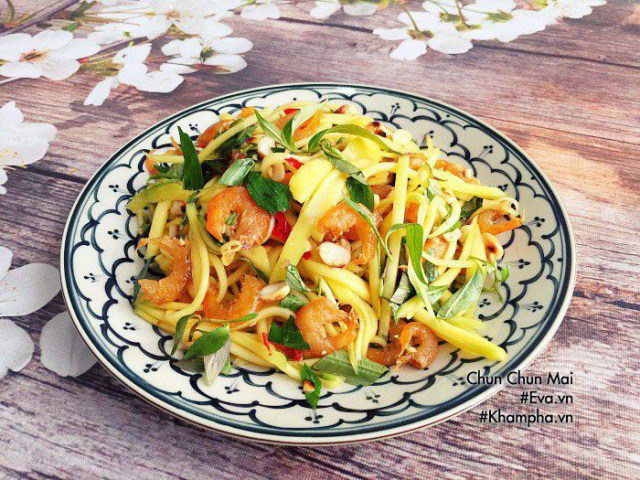 Hôm nay ăn gì: Vợ nấu cơm chiều cực hấp dẫn, bày lên mâm món nào hết ngay món đó - 7