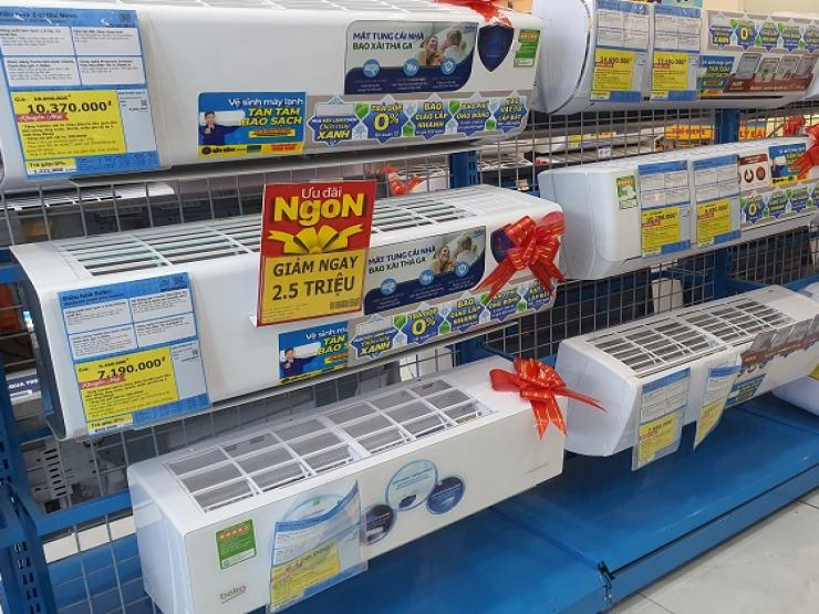 Thị trường - Tiêu dùng - Nóng tuần qua: Điều hòa đua nhau giảm giá mạnh chỉ còn từ 3 triệu đồng/chiếc