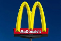 Kinh doanh - Mới dọa rút khỏi Nga, chuỗi cửa hàng này lại mở 200 chi nhánh với tên gọi mới