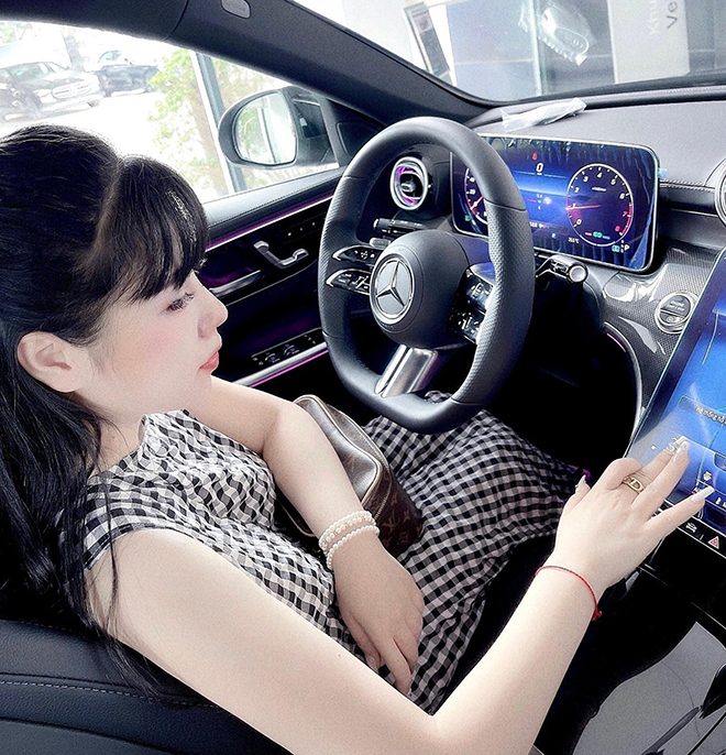 Lý Nguyễn Minh Châu  - Cô nàng 9x xinh đẹp với niềm đam mê kinh doanh - 1